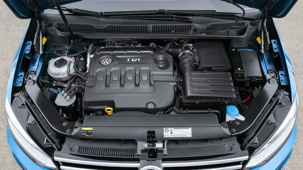 Volkswagen Touran II generace motor
