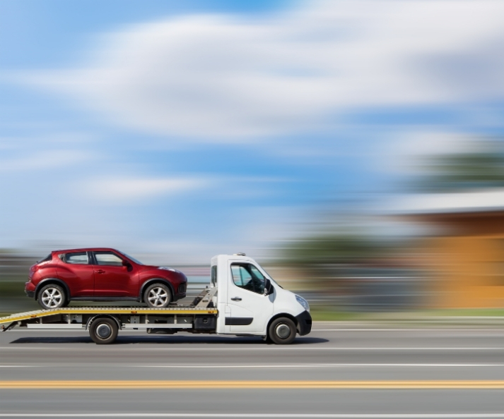 Pro převoz auta je jednodušší použít pronajatý přívěs nebo využít služby přepravní společnosti.