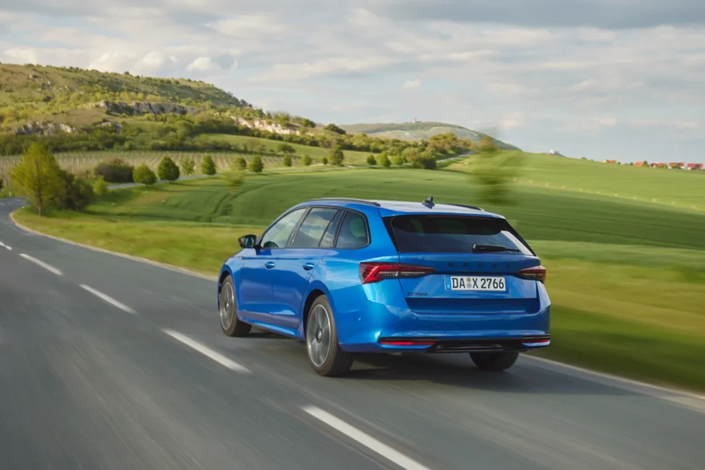 Škoda Octavia IV jako ojetina: Motory, závady a výběr